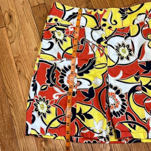 Ann Taylor Swirly/Floral Skirt Size 10 - Picture 8 of 9